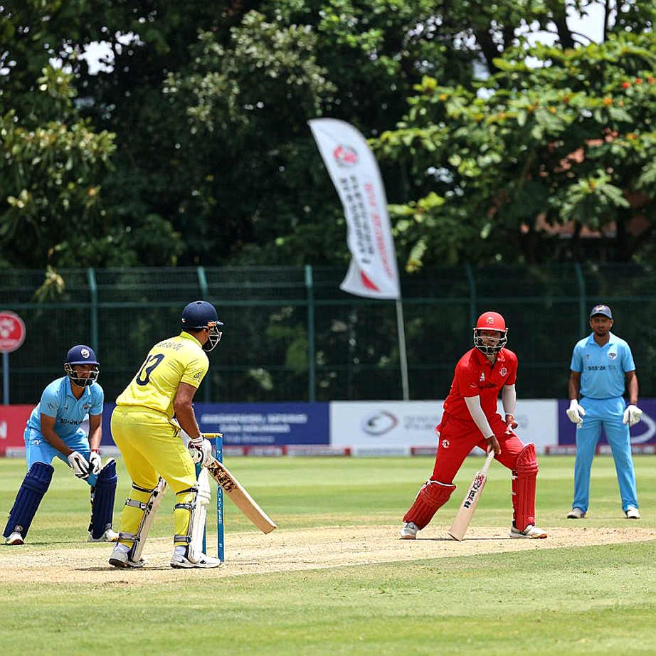Weight on the Fourth Stump: 43 Frames Inside the Powerplay Collapse Weight on the Fourth Stump: 43 Frames Inside the Powerplay Collapse