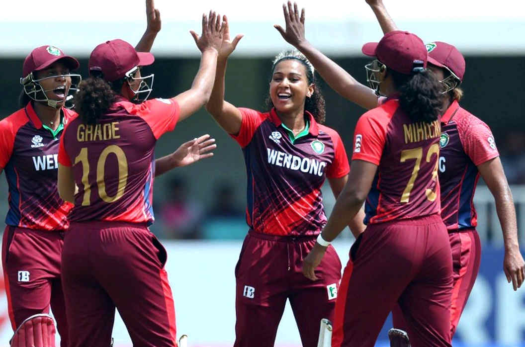 শারজার গ্যালারিতে যে স্কোর কেউ রাখে না শারজার গ্যালারিতে যে স্কোর কেউ রাখে না