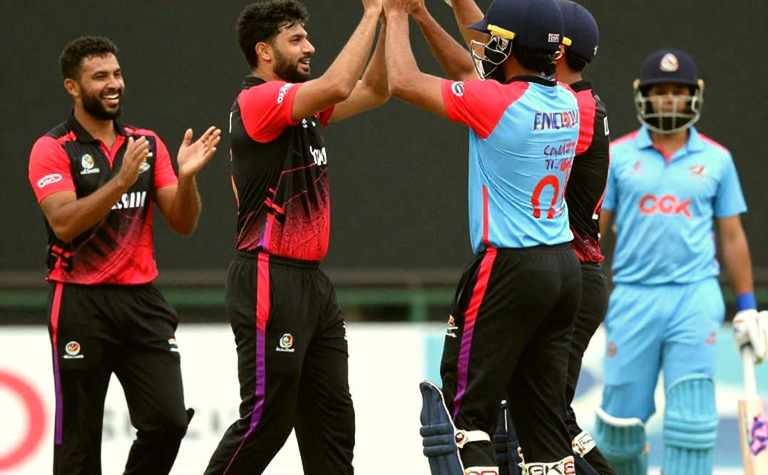 পাকিস্তানের সাদা বলের নেতৃত্বে বড় বাজি: ফরহান ও শাহীনের ভাগ করা অধিনায়কত্বের ঝুঁকি পাকিস্তানের সাদা বলের নেতৃত্বে বড় বাজি: ফরহান ও শাহীনের ভাগ করা অধিনায়কত্বের ঝুঁকি