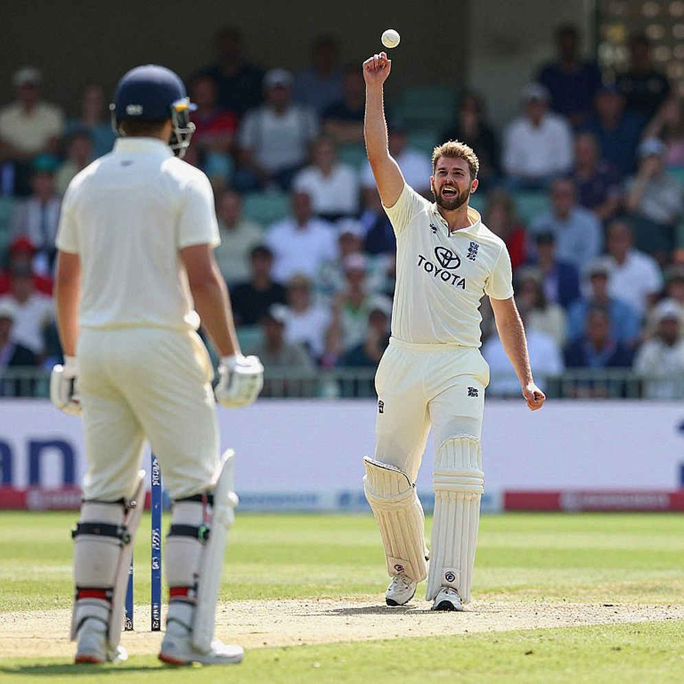 রায়পুরের ১২তম ওভার: শেফালি ভার্মার এক ডিমেরিট পয়েন্ট আর যে প্রশ্নটা কেউ করেনি