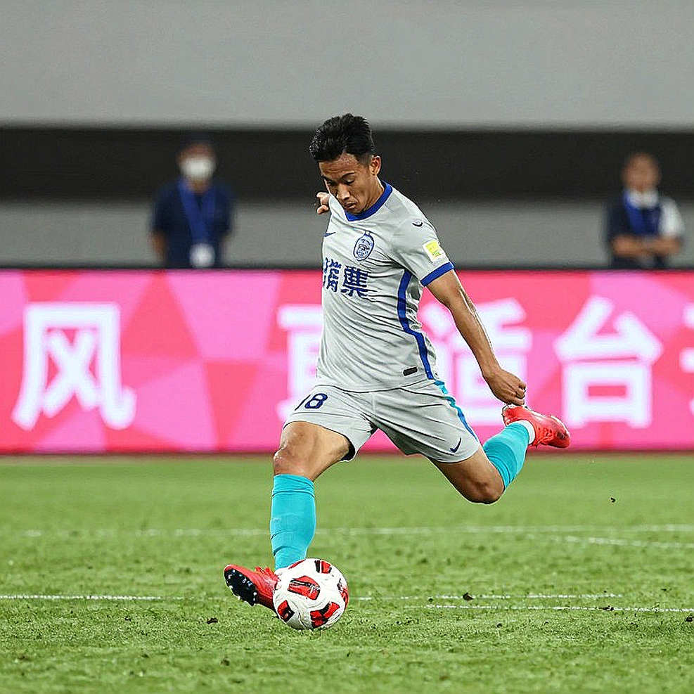 Empty Payload, Fake Headline, On-Chain Ledger: Why Football's Transfer Data Pipeline Needs Blockchain Provenance Empty Payload, Fake Headline, On-Chain Ledger: Why Football's Transfer Data Pipeline Needs Blockchain Provenance