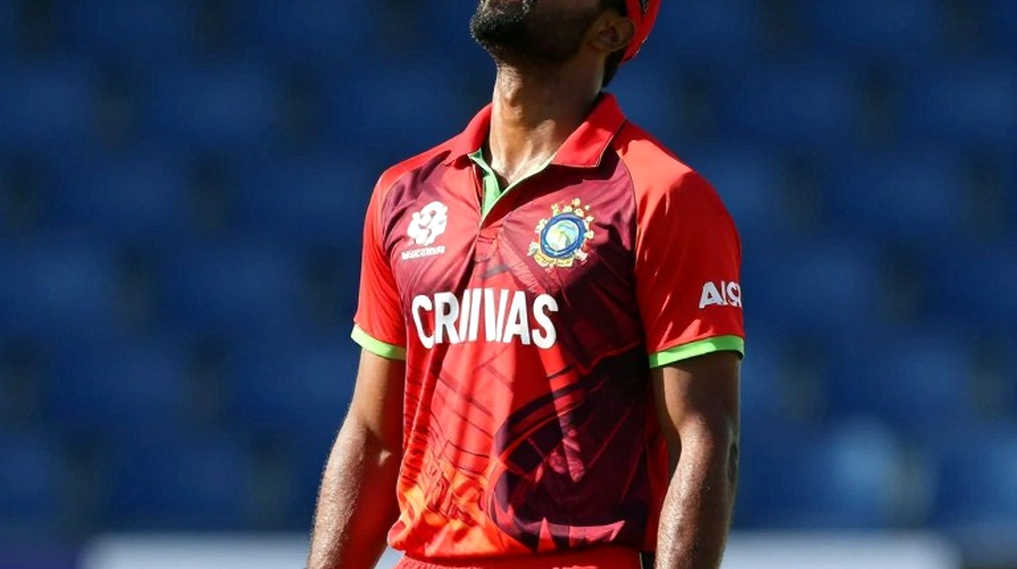 শান্তর জ্বর আর পাঁচ দিনের ঘড়ি: আবুধাবির একমাত্র টেস্টে বাংলাদেশের নেতৃত্বের প্রশ্ন