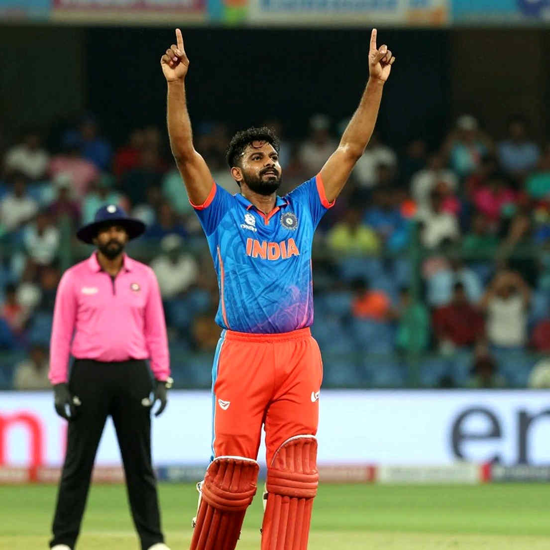 ট্রেন্ট ব্রিজের আলোয় আরও দুই বছর: ট্যামি বিউমন্টের বিদায় নয়, পুনর্নির্মাণ ট্রেন্ট ব্রিজের আলোয় আরও দুই বছর: ট্যামি বিউমন্টের বিদায় নয়, পুনর্নির্মাণ