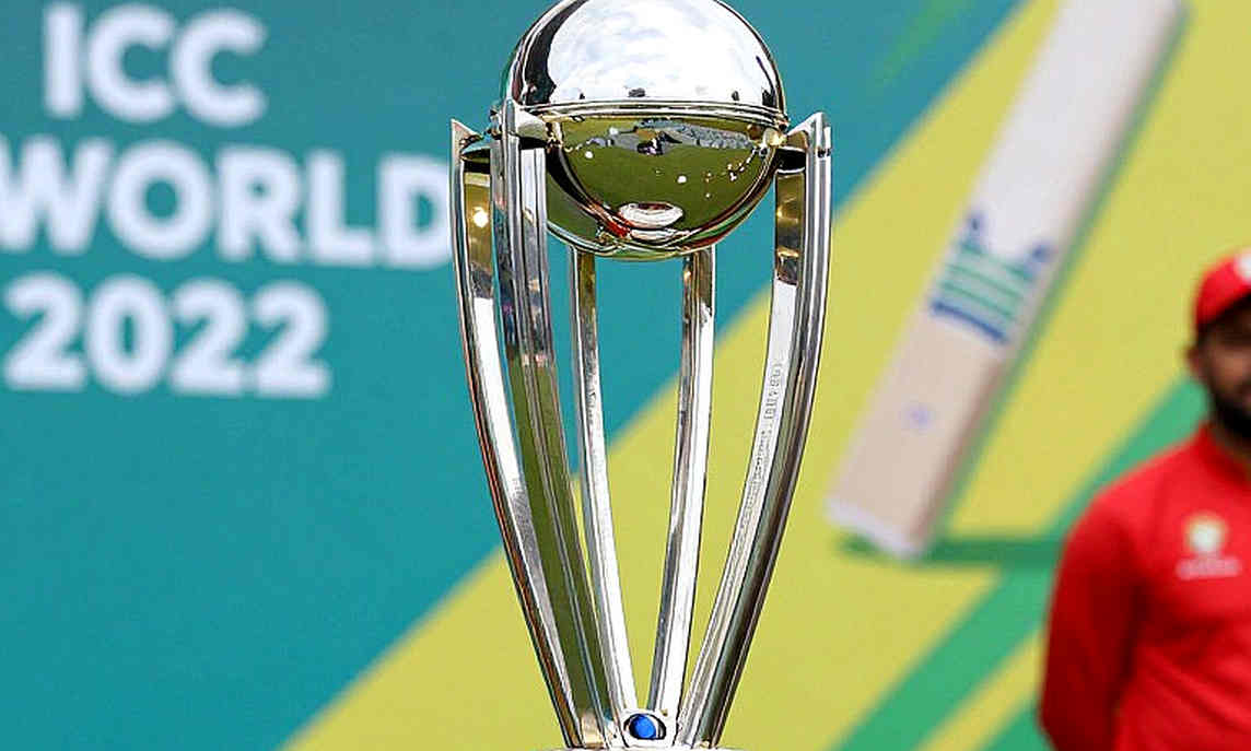ডারবানে রেনশ'র ১৯০ ও ৩৬৩ রানের লিড: টেস্টে ‘নিয়ন্ত্রণ’ মানে আসলে কী ডারবানে রেনশ'র ১৯০ ও ৩৬৩ রানের লিড: টেস্টে ‘নিয়ন্ত্রণ’ মানে আসলে কী